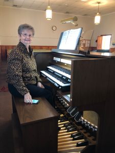 Gills Chapel Baptist's Organist with Allen GX-215